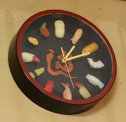 It's sushi o'clock!